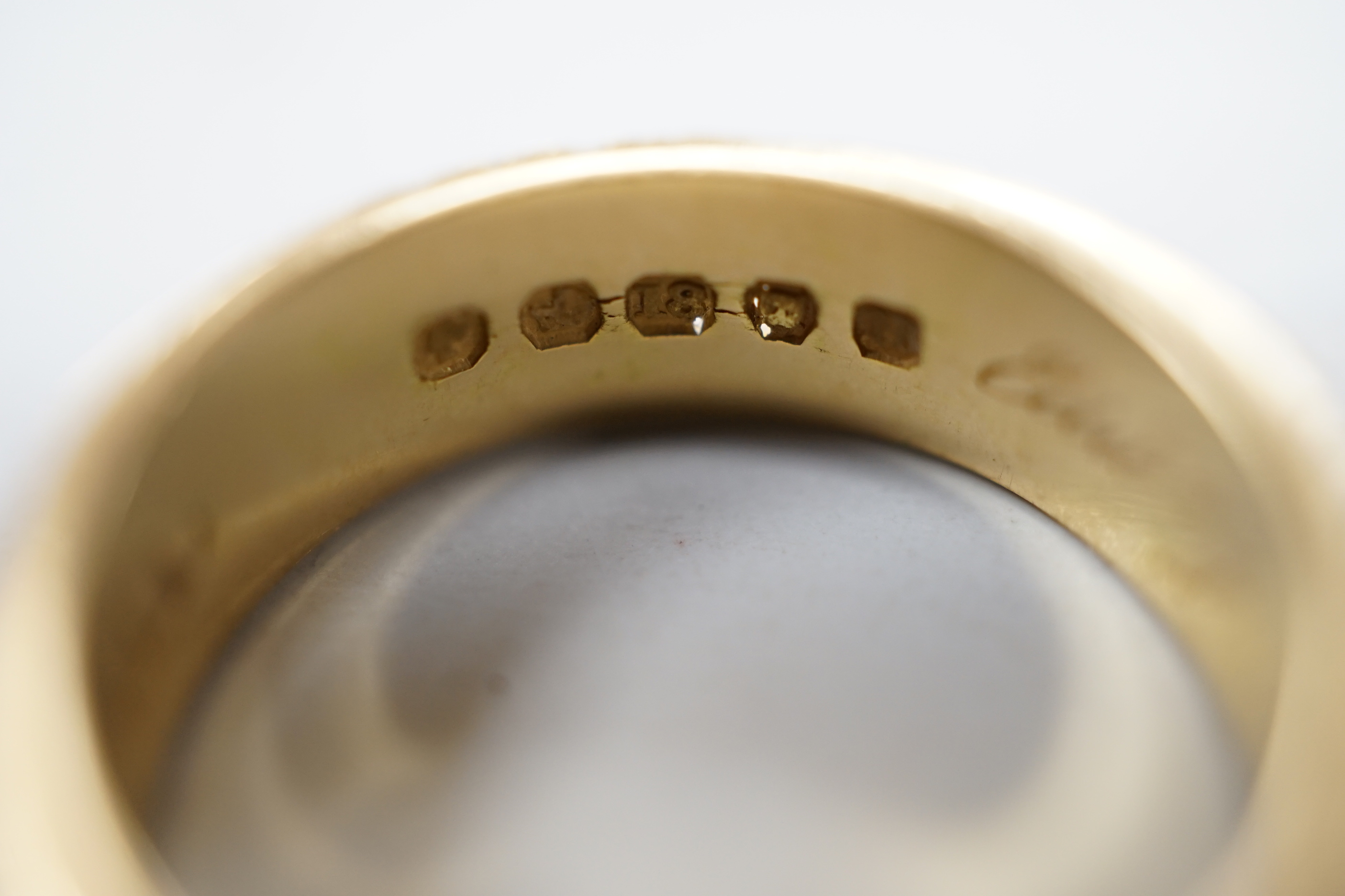 A Victorian 18ct gold and black enamel 'In Memoriam' band, inscribed ' Edwr John Lewis obt 5th April 1876, at 54', size N, gross weight 4 grams.
